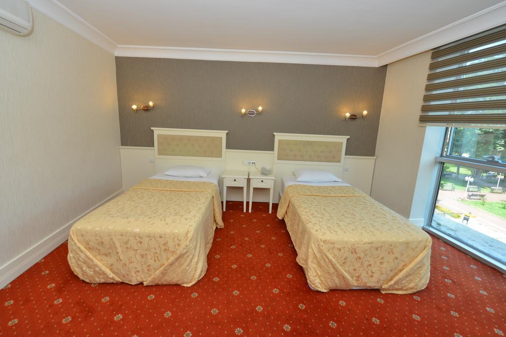 Amisos Hotel 萨姆松 外观 照片