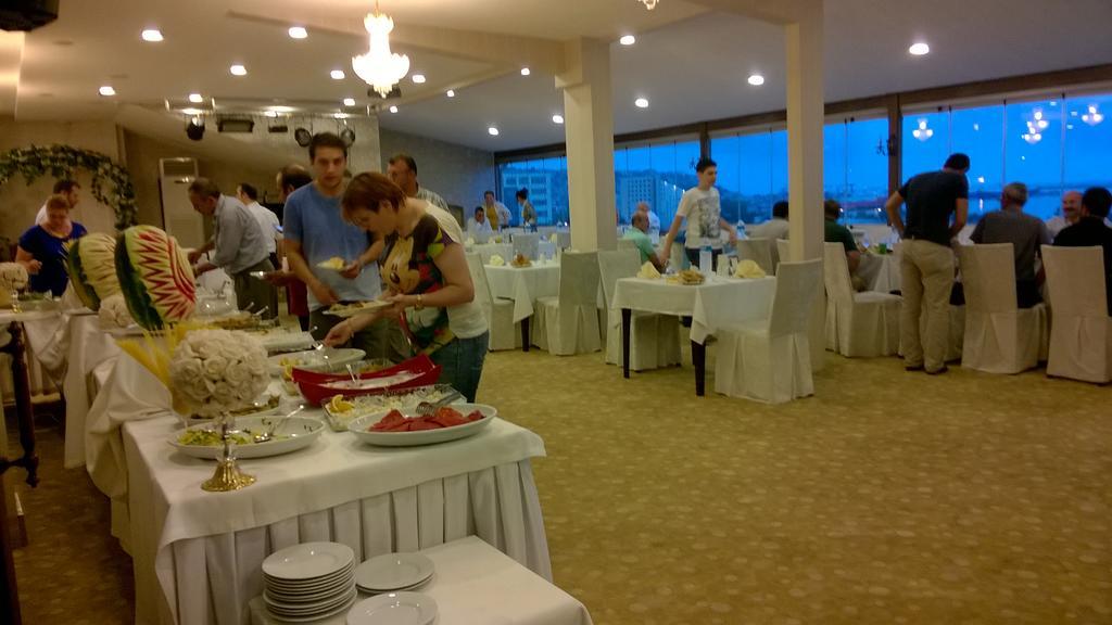 Amisos Hotel 萨姆松 外观 照片