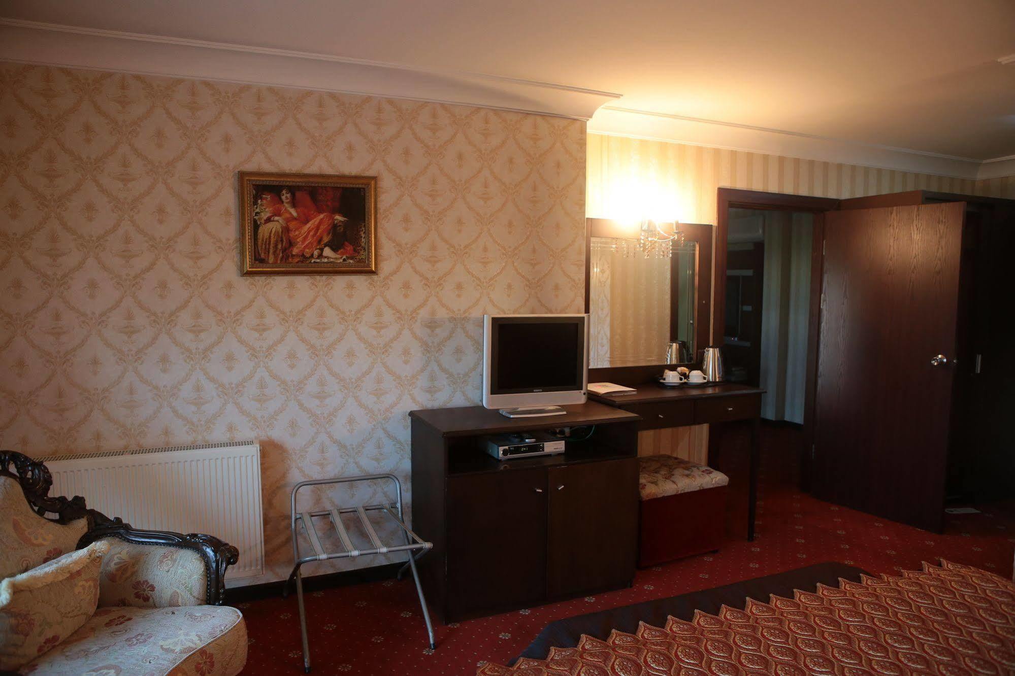 Amisos Hotel 萨姆松 外观 照片
