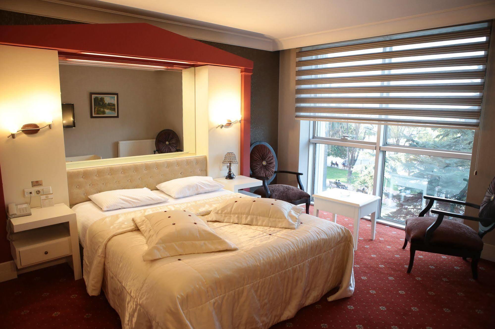 Amisos Hotel 萨姆松 外观 照片